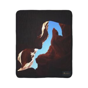 Arizona Sea Horse Rock Formation Lower Antelope Canyon Sky Fleece Sherpa Blanket — Photographic Throw